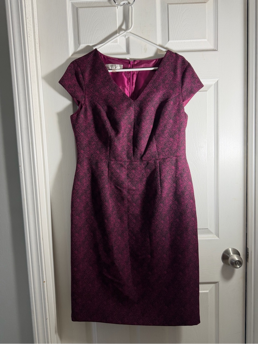Cap-Sleeve V-Neck Sheath Dress in Deep Magenta